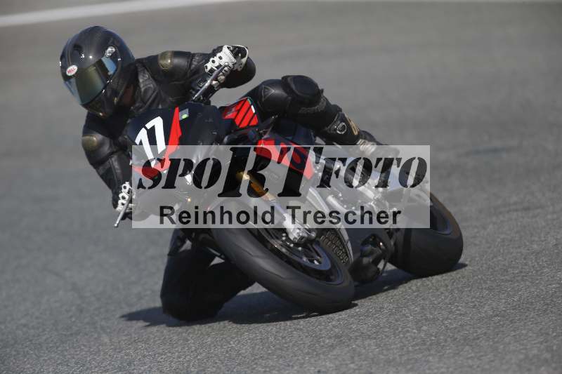 /Archiv-2024/01 26.-28.01.2024 Moto Center Thun Jerez/Gruppe gruen-green/77